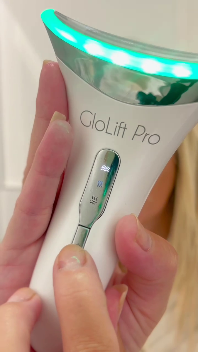 GloLift Pro Face & Neck Rejuvenator with EMS & LED | Beautaholics